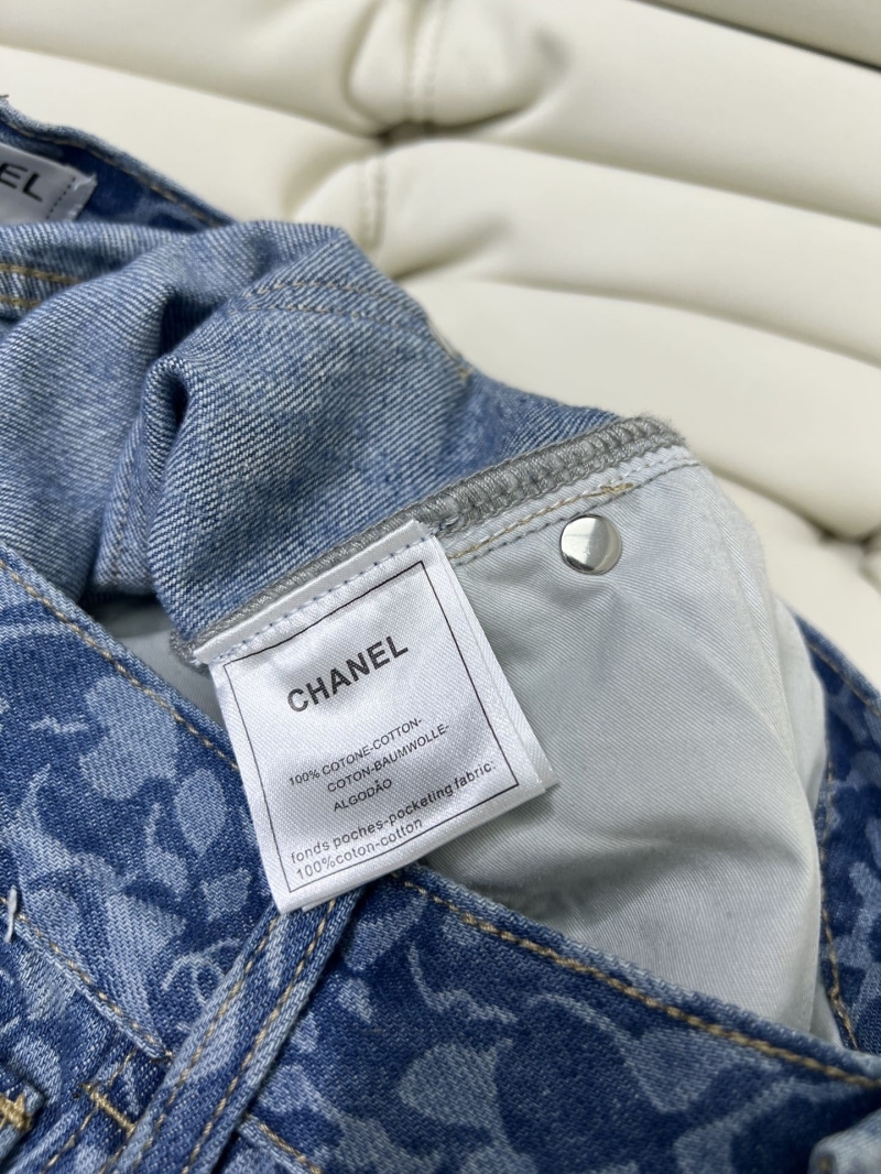 Chanel Jeans